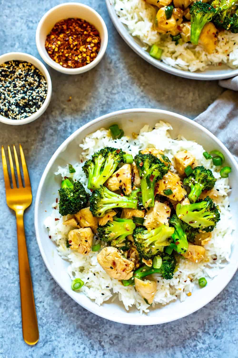 This Instant Pot Chinese Chicken and Broccoli is a healthy one pot stir fry recipe using pantry staples that comes together in less than 30 minutes!