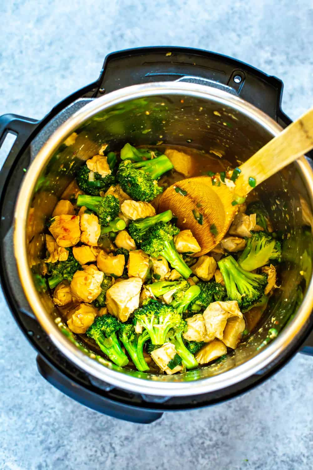 Chinese Chicken and Broccoli in an Instant Pot